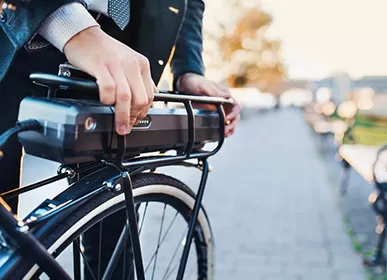 Precauzioni per l'uso dei caricabatterie per bici elettriche