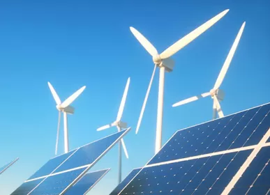 Il progetto fotovoltaico + accumulo energetico con la più grande capacità singola a Hainan ha completato il sollevamento dell'accumulo energetico.