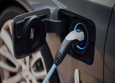 Perché si verifica un problema quando si utilizza il connettore di ricarica per veicoli elettrici?